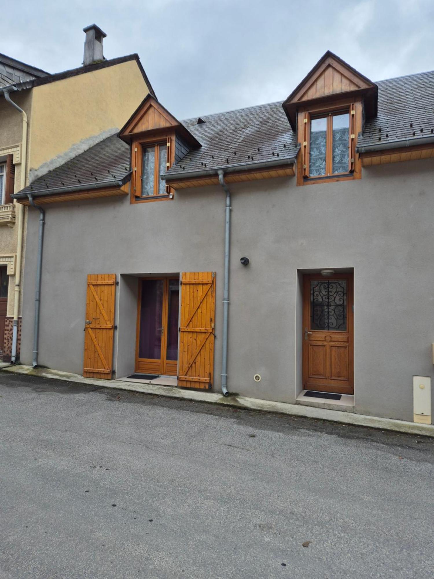 Locations Vacances A La Montagne Sarrancolin Exterior photo